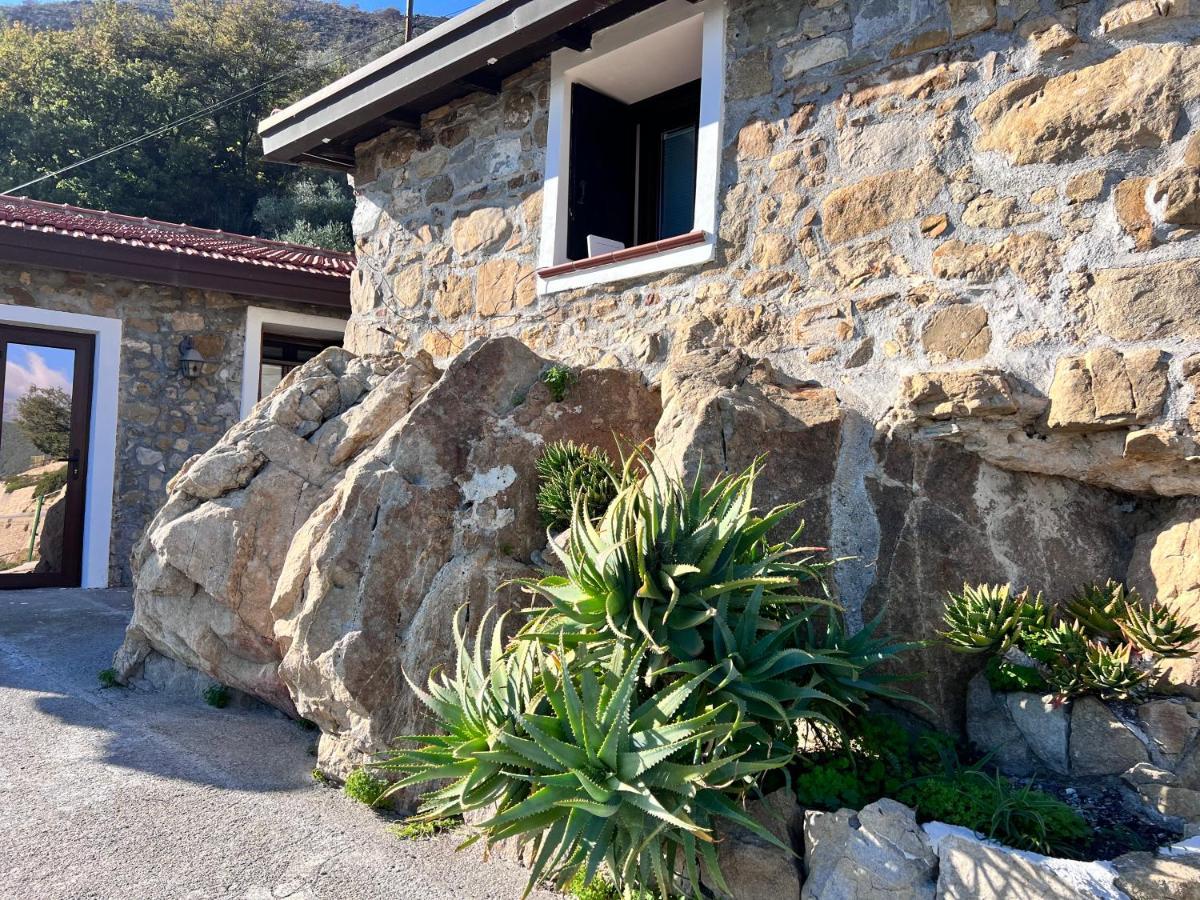 Villa Di Campagna Con Vista Mare 5 Camere Da Letto Pampara Eksteriør billede