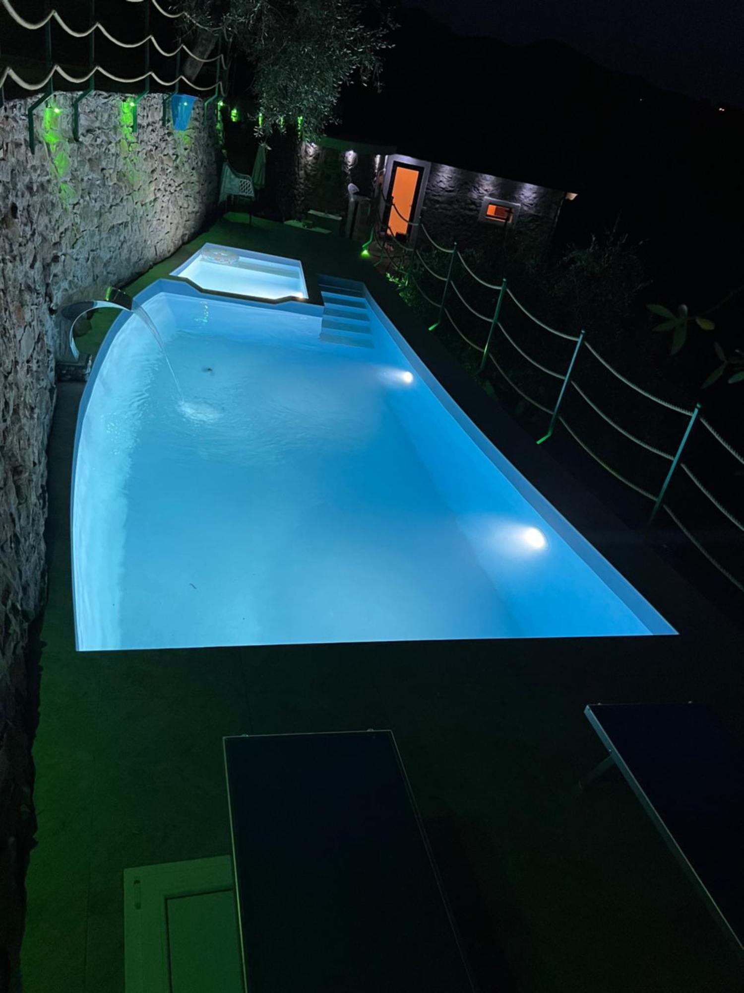 Villa Di Campagna Con Vista Mare 5 Camere Da Letto Pampara Eksteriør billede