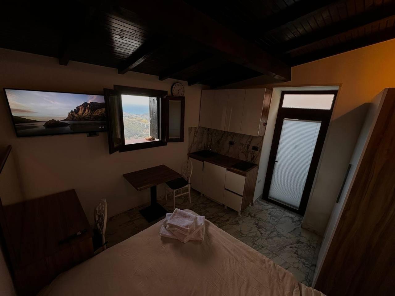 Villa Di Campagna Con Vista Mare 5 Camere Da Letto Pampara Eksteriør billede