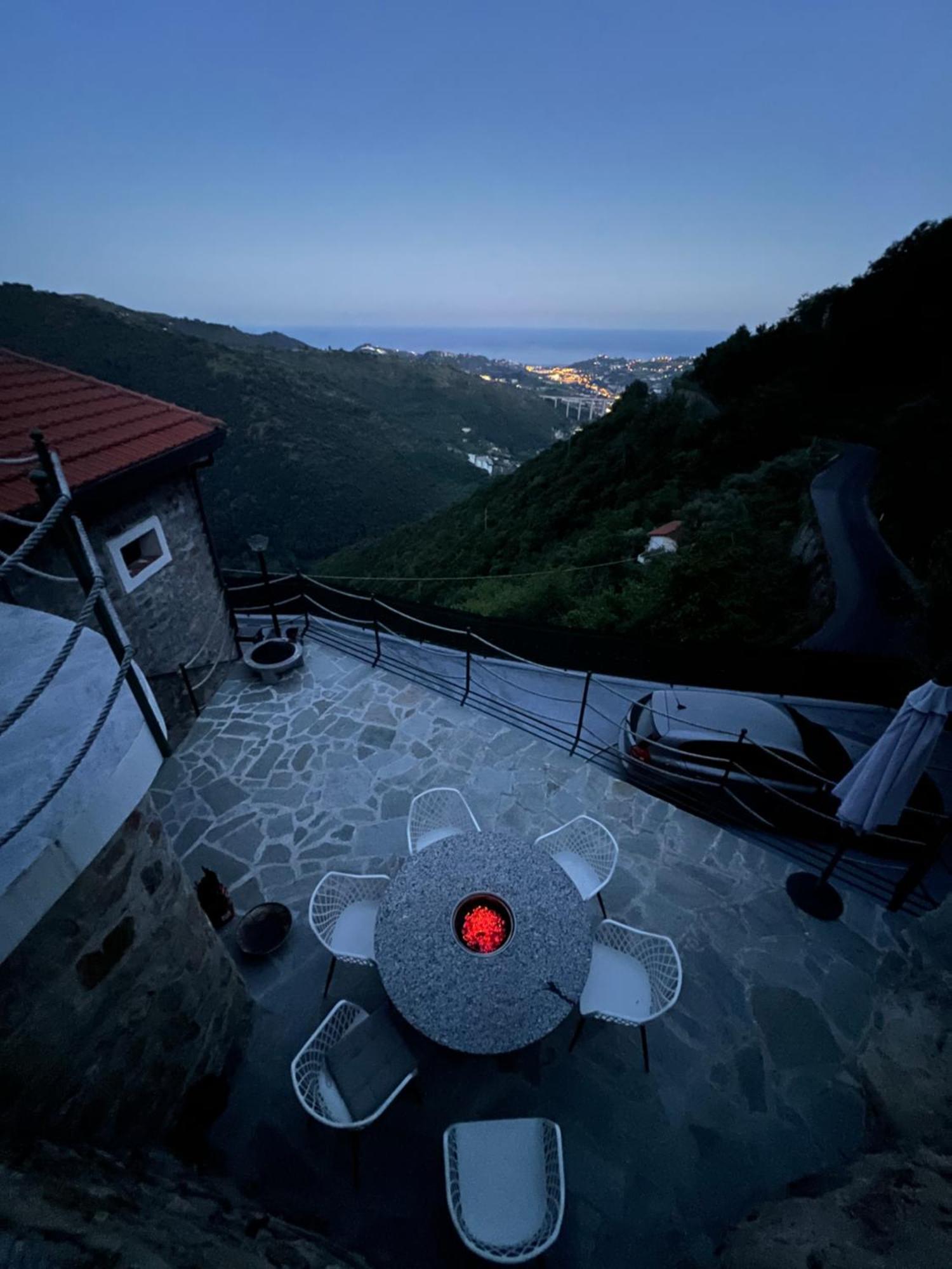 Villa Di Campagna Con Vista Mare 5 Camere Da Letto Pampara Eksteriør billede