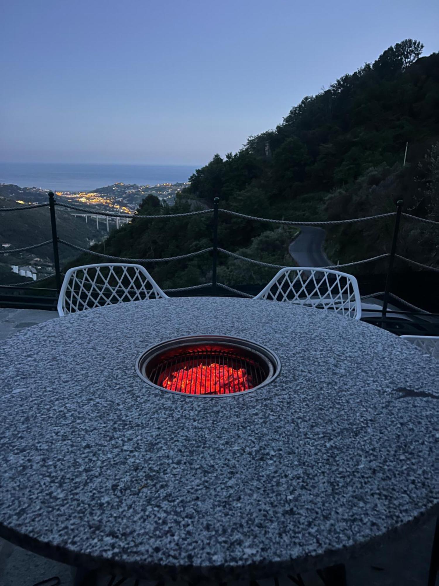 Villa Di Campagna Con Vista Mare 5 Camere Da Letto Pampara Eksteriør billede